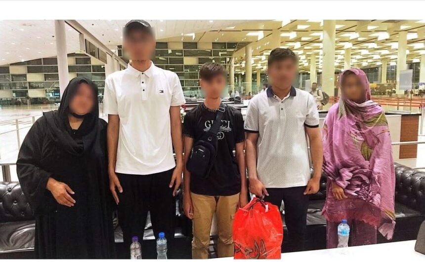 جعلی بچے - اسلام آباد ائیرپورٹ پر جعلی بچے بنا کر روک لیے گئے