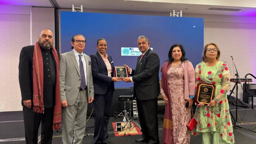 سفیر رضوان شیخ - سفیر رضوان سعید شیخ نے نیویارک گالا میں شرکت