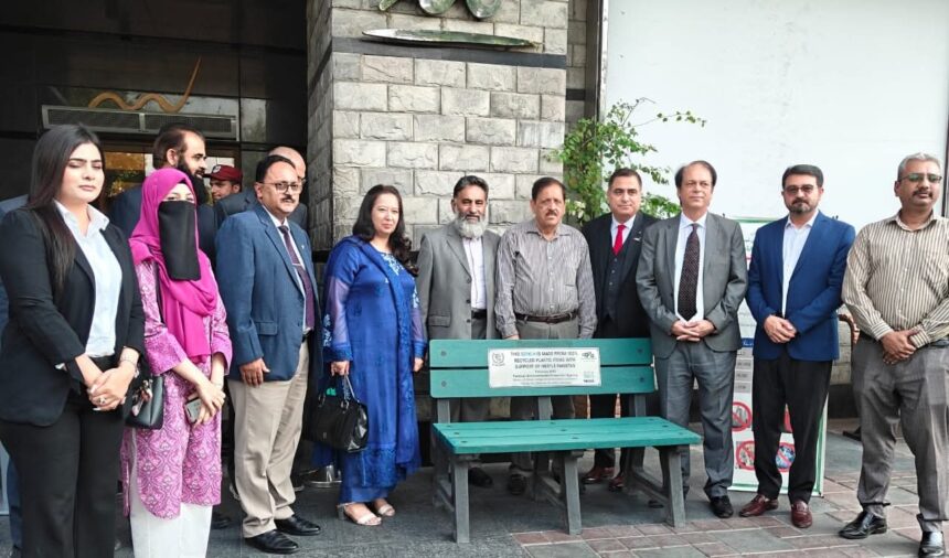 کچرے کا انتظام - سینٹورس مال میں کچرے کے انتظام پر سرکاری نجی تعاون