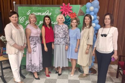 روسی سفارتخانہ - روسی سفارتخانہ نے اساتذہ کو یومِ استاد پر خراجِ تحسین پیش کیا