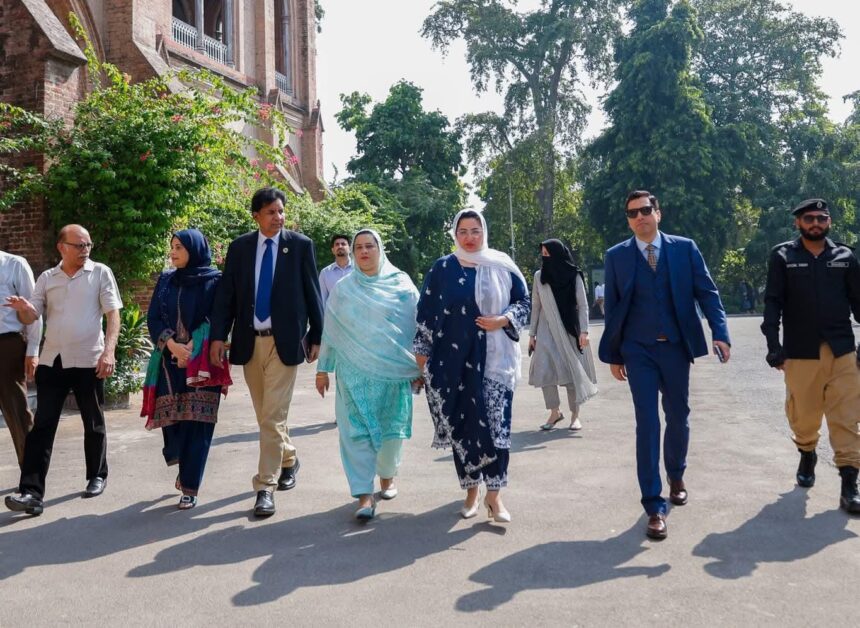 ماحولیاتی نوجوان - جی سی یو لاہور میں نوجوان ماحولیاتی چیمپئنز کی کاوشیں