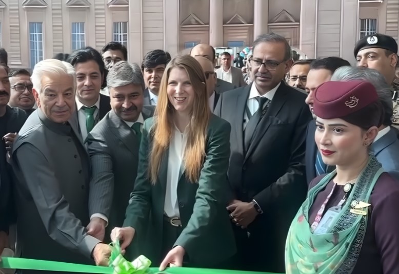 براہِ راست پرواز - پی آئی اے کی اسلام آباد سے مانچسٹر براہِ راست سروس