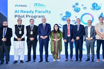 الف اردو - الف متعارف میٹا کی مصنوعی ذہانت اب اردو میں