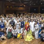 لینڈاؤ نوبل میٹنگ - پائڈ کے دو فارغ التحصیل لینڈاؤ نوبل میٹنگ میں شریک