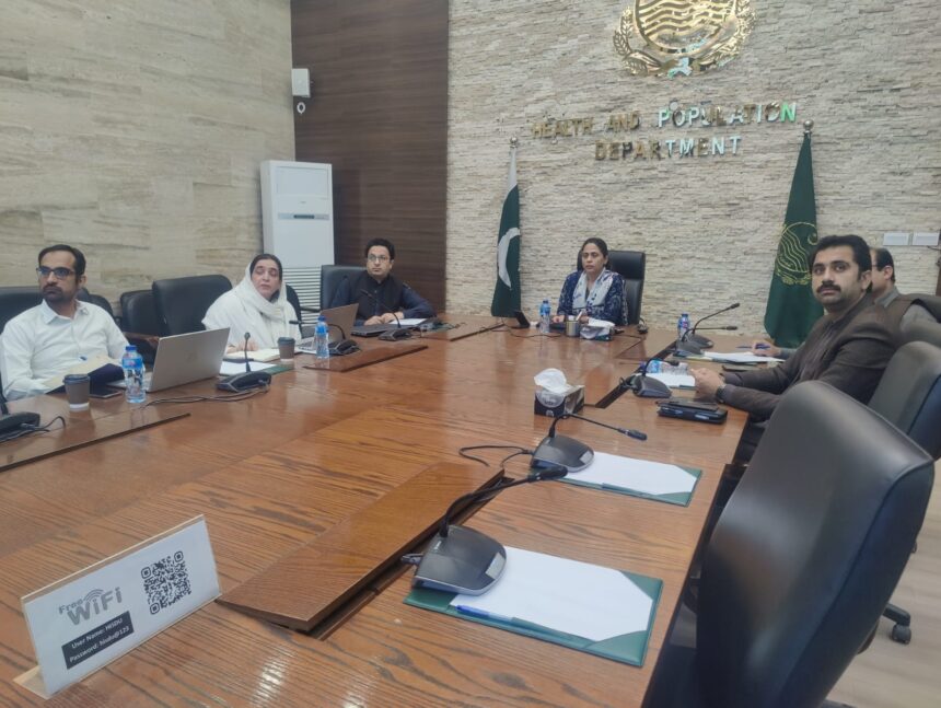 ٹیکہ کاری پنجاب - سیکریٹری صحت نے پنجاب میں ٹیکہ کاری کارکردگی کا جائزہ لیا