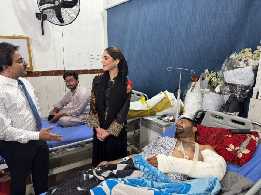 زخمی پولیس افسران - مریدکے واقعے کے زخمی پولیس افسران کا دورہ