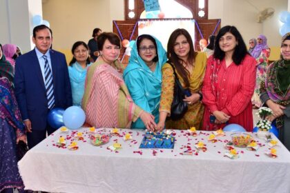 عالمی یوم اساتذہ - بین الاقوامی اسلامی یونیورسٹی میں یومِ اساتذہ کی تقریب