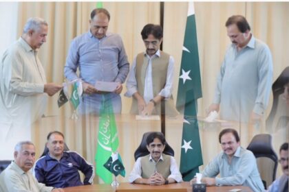 پاسبانِ وطن - پاسبانِ وطن کے عہدیداران نے حلف اٹھایا