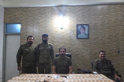 نصیر آباد پولیس - نصیر آباد میں نقدی اور موبائل چھیننے والا ملزم گرفتار