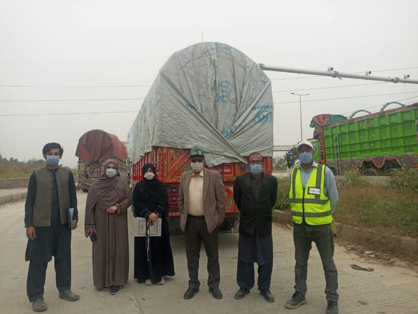 گاڑیوں کے اخراج - ٹی چوک راوت پر گاڑیوں کے اخراج کی سخت چیکنگ