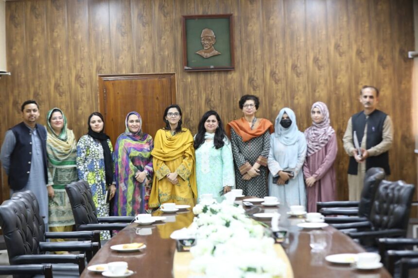 اسٹیم تربیتی پروگرام - نیشنل اسکلز یونیورسٹی میں اسٹیم تربیتی سیشن