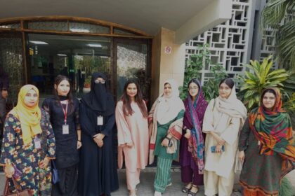 طلبہ سفیر - ریاستی بینک کی تربیتی نشست میں طلبہ سفیر شریک