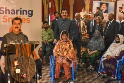 معذور افراد - معذور افراد کی زندگی بدلنے والی وہیل چیئر تقسیم