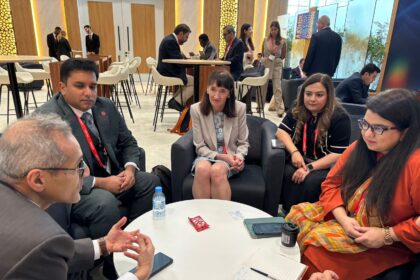 ڈیجیٹل ترقی - وفاقی وزیر کی ڈیجیٹل ترقی پر اسلامی ترقیاتی بینک سے ملاقات