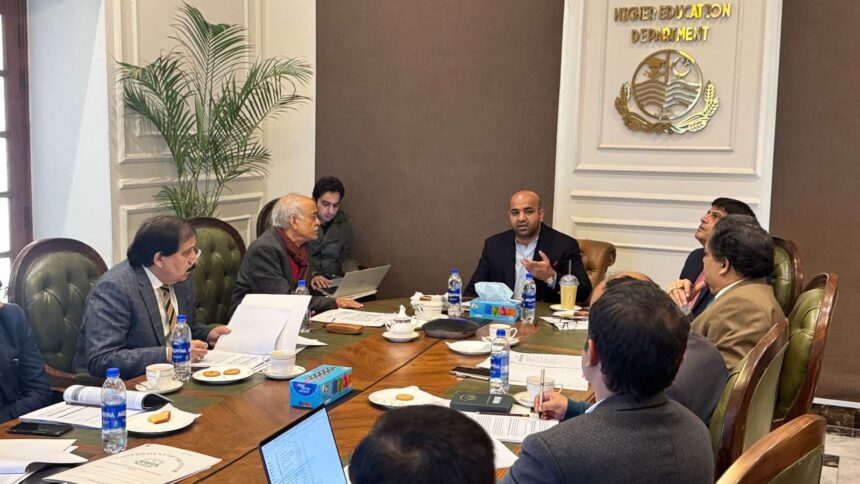 ہونہار سکالرشپ - ہونہار سکالرشپ کے نئے مراحل پر اجلاس