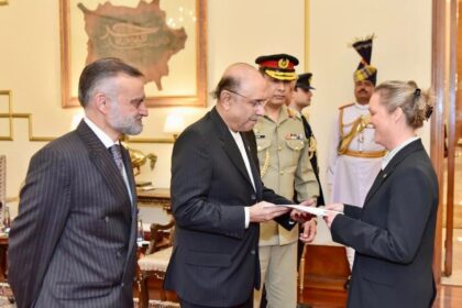 ڈنمارک سفیر - ڈنمارک کی نئی سفیر کا ایک ماہ کا بھرپور آغاز