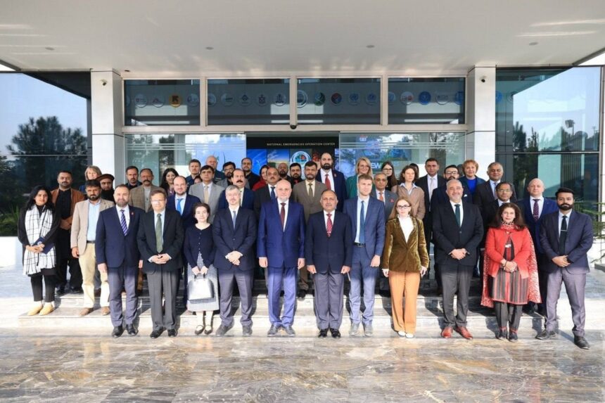 روسی وفد کا دورہ - روسی وفد نے قومی ادارہ برائے انتظامِ آفات کا دورہ کیا