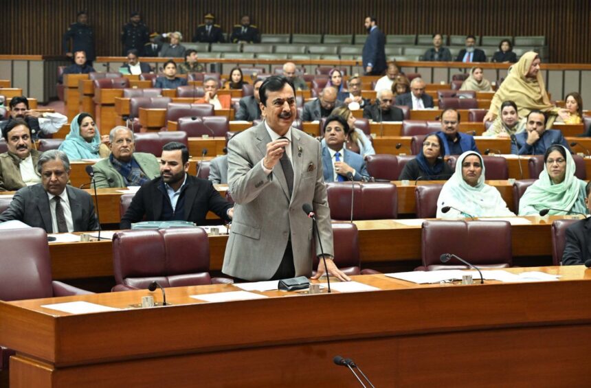 خواتین اور اقلیتیں - چیئرمین سینیٹ کا خواتین اور اقلیتوں کے حقوق کا عزم