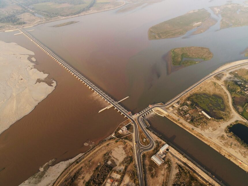 نیا خانکی ہیڈورکس - نیا خانکی ہیڈورکس زرعی ڈھانچے میں سنگِ میل