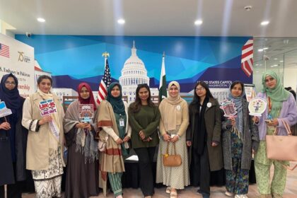 لنکن کارنر اسلام آباد - روالپنڈی خواتین یونیورسٹی کے طلبہ کا لنکن کارنر دورہ