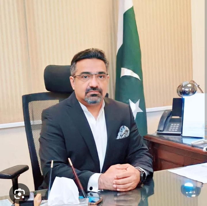 ایگزیکٹو غیر حاضری - قومی فنی تربیت کمیشن کے ایگزیکٹو غیر حاضر