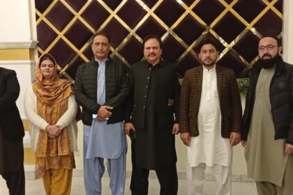 رائزنگ پاکستان - پاکستان کی تعمیر و ترقی کے لیے ہم جان و مال قربان کریں گے