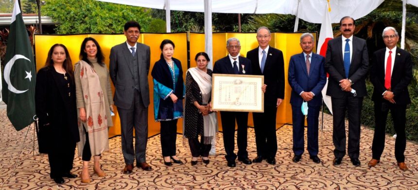 ظفر محمود - ظفر محمود نے مونبوکاگاکوشو صدارت حاصل کی