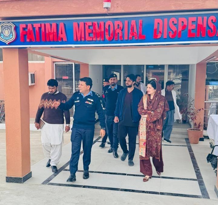 پولیس لائنز ڈسپنسری - ضلعی صحت افسر کا پولیس لائنز ڈسپنسری دورہ
