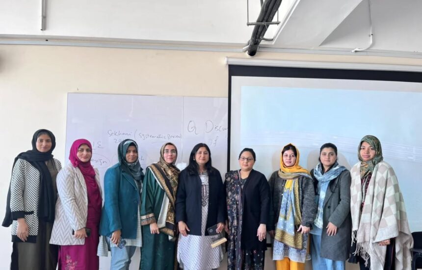 تحقیق کا اثر - تعلیمی محفل میں تحقیق سے عملی اثرات کا تبادلہ