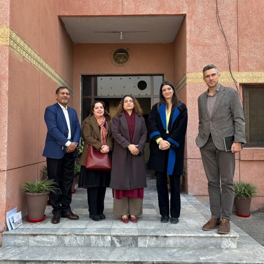 خواتین پناہ گاہ - اسلام آباد میں خواتین حفاظتی مرکز کی کامیابی