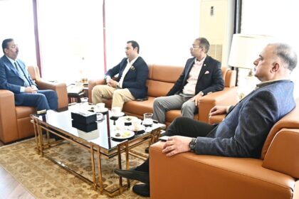 بیرونِ ملک پاکستانی - بیرونِ ملک پاکستانی ادارے میں میرپور تاجروں کی ملاقات