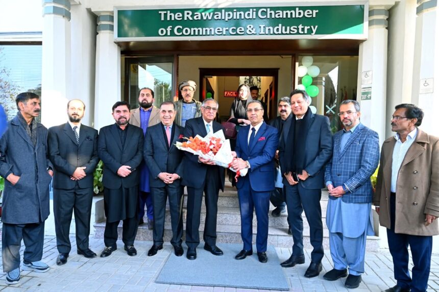 وفاقی ٹیکس مبصر - وفاقی ٹیکس مبصر کا راولپنڈی چیمبر کا پہلا دورہ