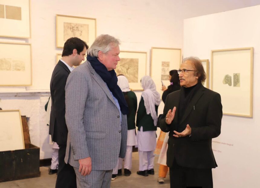 نیشنل کالج - نیدرلینڈز کے سفیر نیشنل کالج آف آرٹس پہنچے