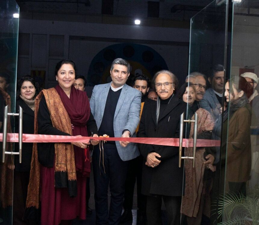 تھیسس نمائش - نیشنل کالج فنون میں تھیسس نمائش کا افتتاح