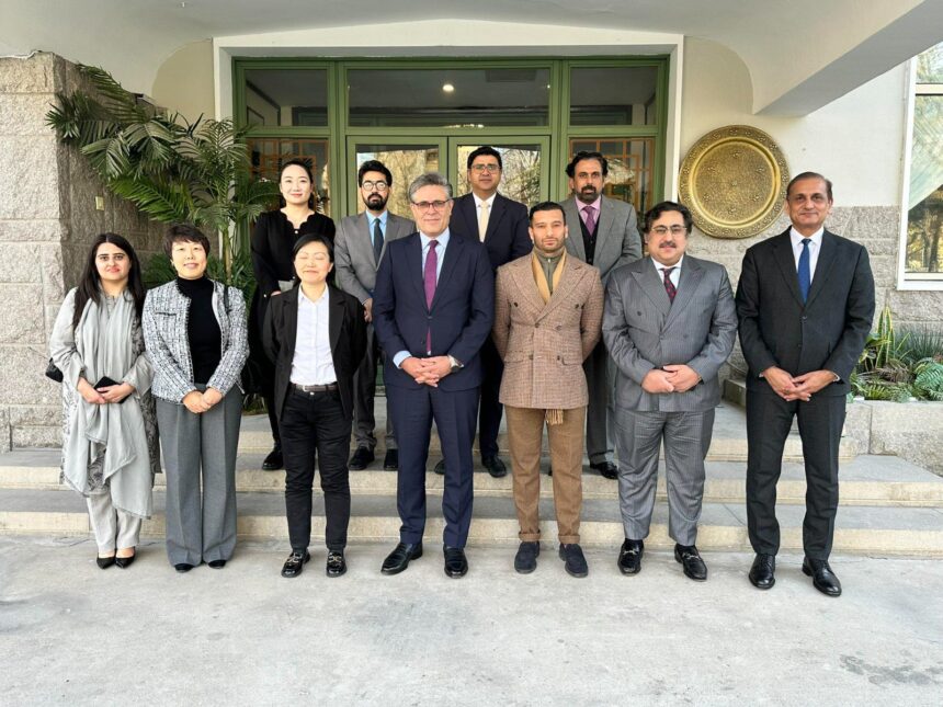 تجارتی سرمایہ کاری - پاکستان ہاؤس میں بینک نمائندوں کے ساتھ نتیجہ خیز ملاقات