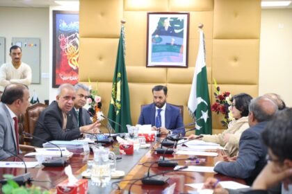 صحت سہولت پروگرام - وفاقی صحت سہولت پروگرام کی خدمات بحال کرنے کا فیصلہ