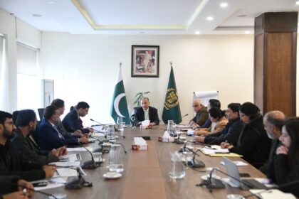 راول جھیل - راول جھیل کے پانی کے معیار پر وفاقی وزیر کا اجلاس