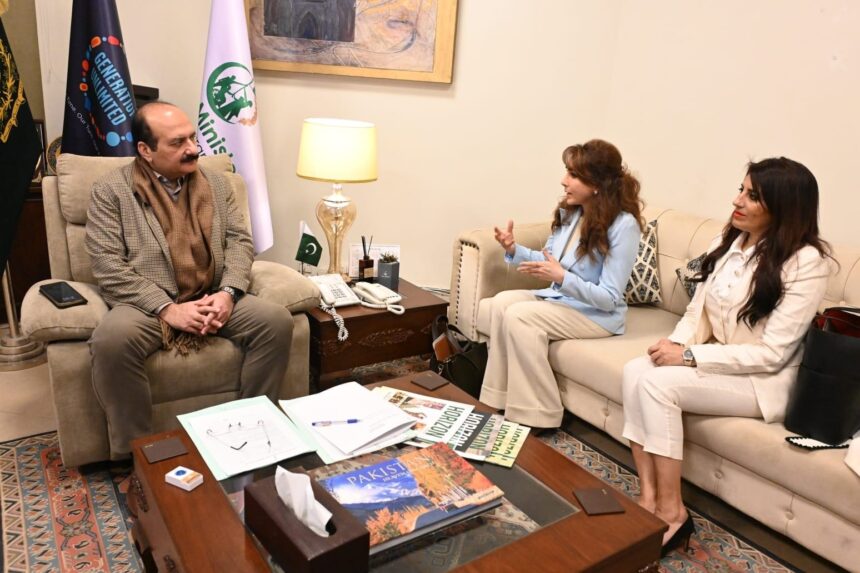 آیاہ - وزیراعظم نوجوان پروگرام کے سربراہ کی سعودی کمپنی آیاہ سے ملاقات