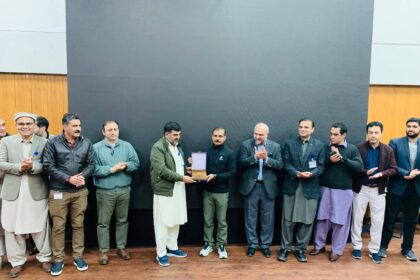 ساجد علی سدپارہ - ساجد علی سدپارہ کا لیڈی ریڈنگ ہسپتال کا دورہ