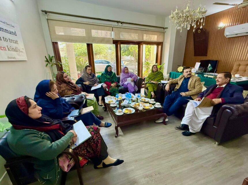 خواتین پالیسی - خواتین کے اثر و رسوخ کے لیے نئی پالیسی کا حتمی مسودہ