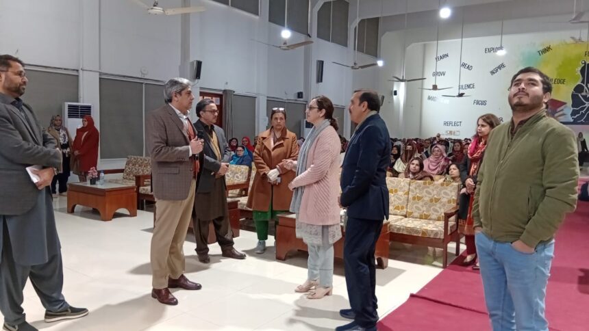 تعلیمی ٹیکنالوجی - تعلیمی ٹیکنالوجی کے ذریعے تعلیم میں تبدیلی