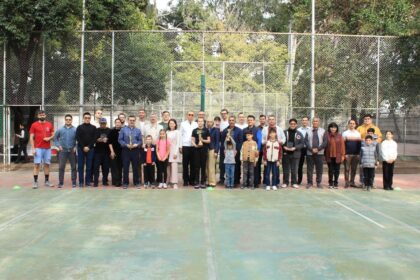 گورودکی کھیل - روسی سفارت خانے میں گورودکی مقابلہ