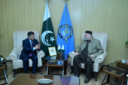 تعلیمی وظائف - سید عمران احمد شاہ کا یونیورسٹی برائے جدید زبانیں کا دورہ