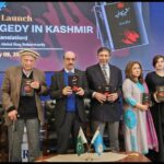 کشمیر میں المیہ - کشمیر میں المیہ کا اردو ترجمہ شائع