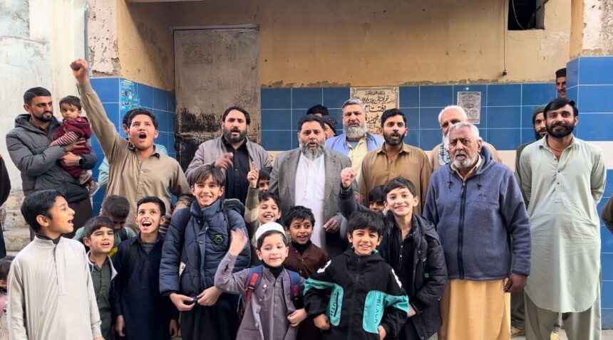 پانی کی بندش - راولپنڈی میں پانی کی طویل بندش پر شہریوں کا احتجاج