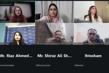 مقامی موافقت - مقامی سطح پر موسمی موافقت کو شامل کریں