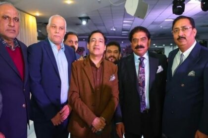 افطار ڈنر - آغا تنویر کی جانب سے پرتکلف افطار ڈنر