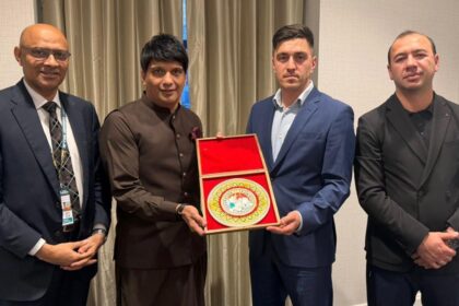 پاکستان فٹبال - پاکستان فٹبال وفد کی کینیڈا میں اعلیٰ سطحی ملاقاتیں