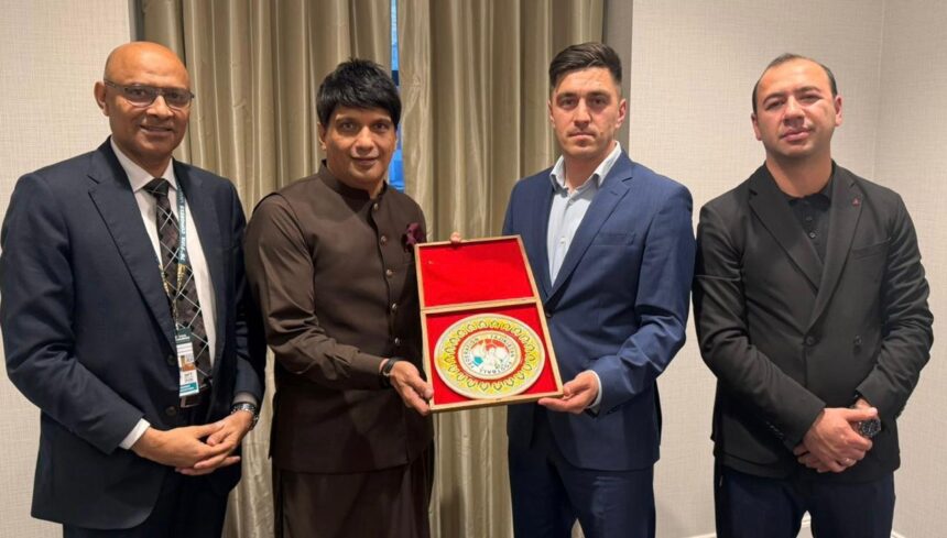 پاکستان فٹبال - پاکستان فٹبال وفد کی کینیڈا میں اعلیٰ سطحی ملاقاتیں