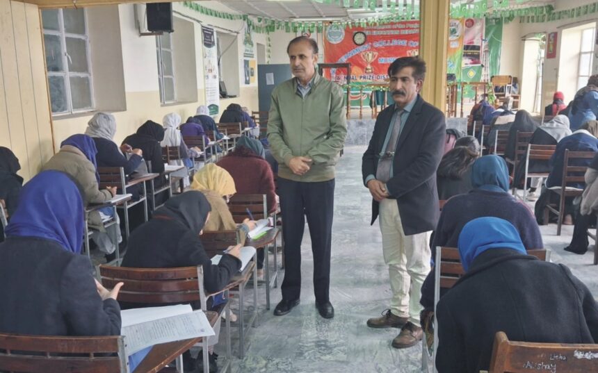 شفاف میٹرک امتحانات - راولپنڈی بورڈ میں شفاف میٹرک امتحانات جاری